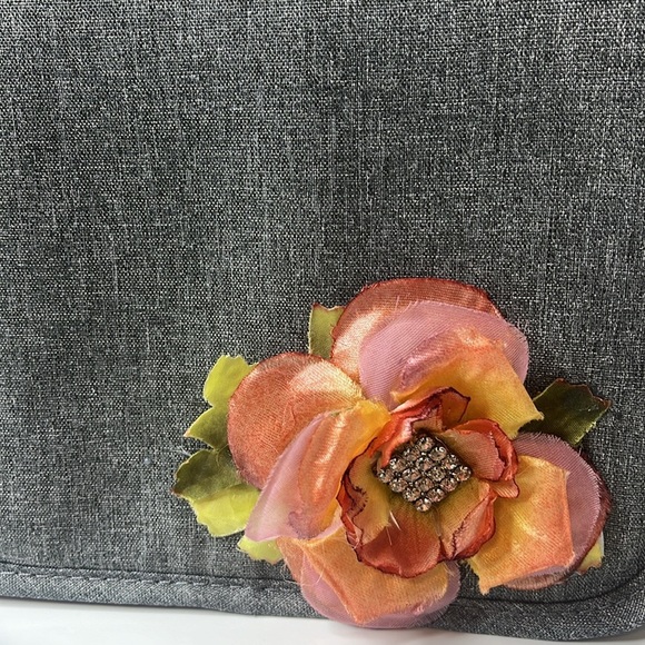 HANGING TRAVEL BAG W/Rose & Rhinestone Detail - Picture 11 of 11